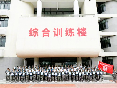 錘煉青春，逐夢前行—初二級學生國防教育營