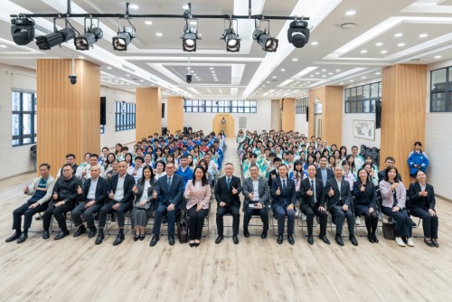 兩會精神進校園—青洲中學與商訓學校舉辦專題傳達會