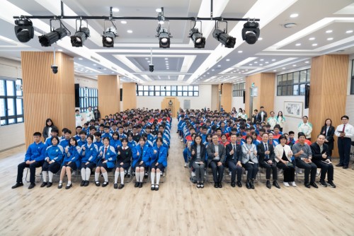 黃穗文局長主講「上善若水 柔韌生輝」愛國主義教育講座